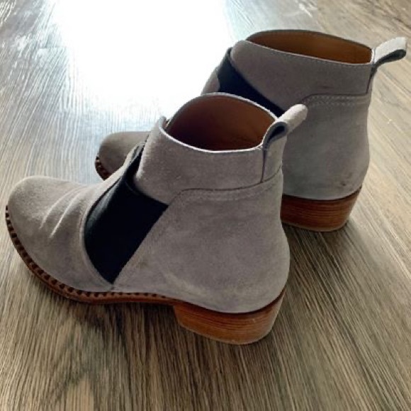 Marc by Marc Jacobs Grey Suede Boots - Picture 2 of 2
